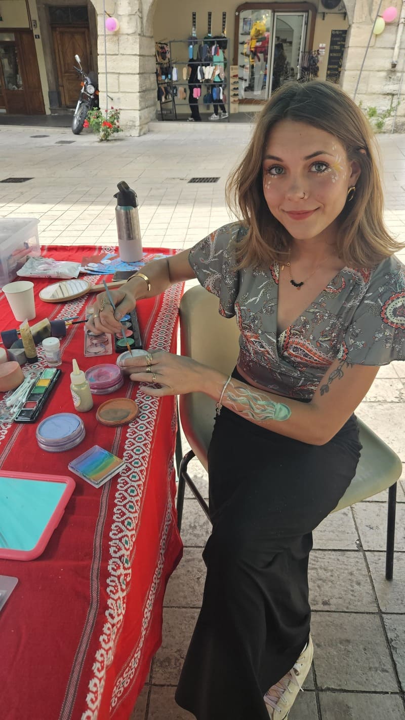 Saziley présentation maquillage face painting , très apprécié par les enfants